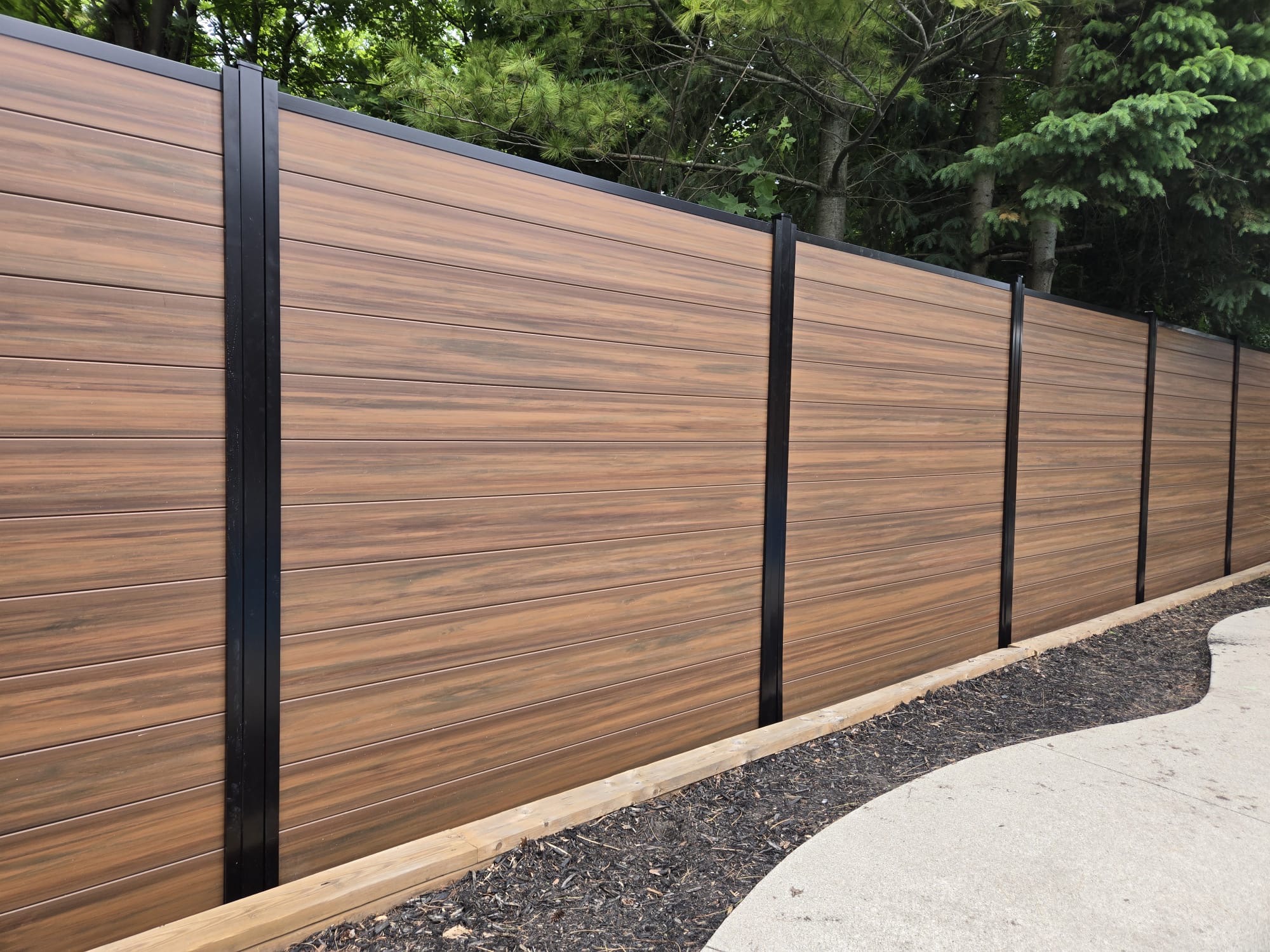 vinyl fence installer ontario